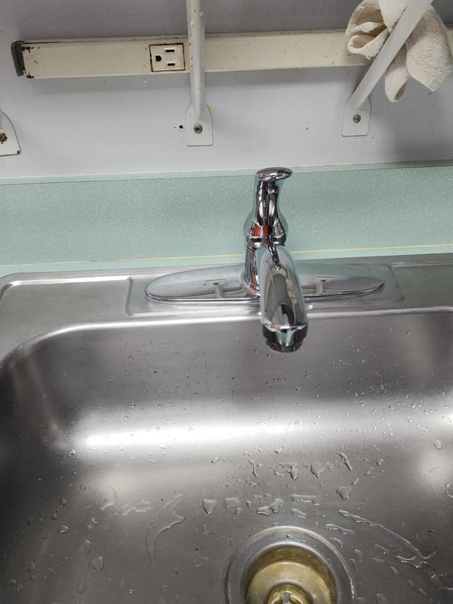 Commercial Sink Drain, Faucet & Emergency Eyewash Installation photo 2