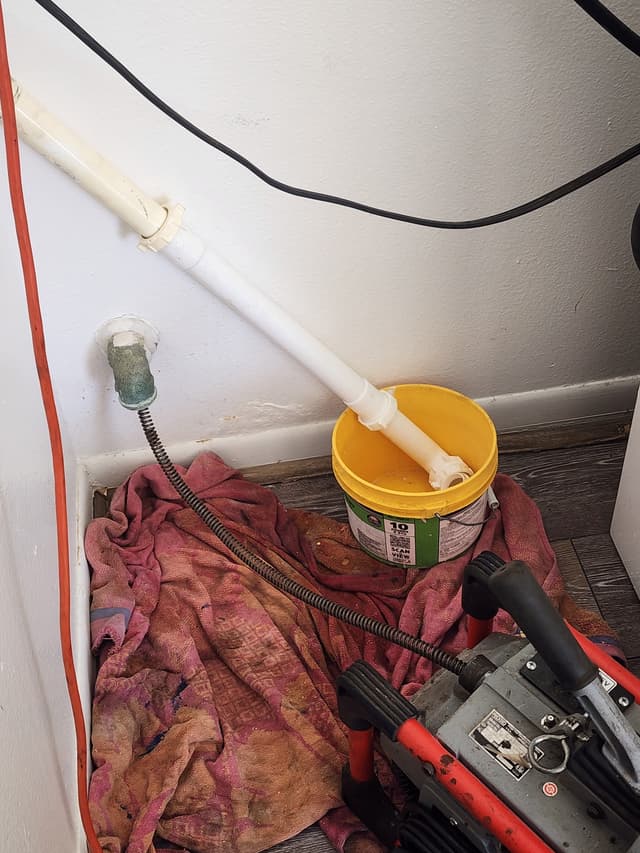 Water Heater Shutoff Valve, Fittings & Expansion Tank in Brevard County photo 3