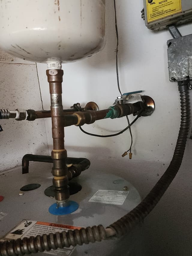Water Heater Shutoff Valve, Fittings & Expansion Tank in Brevard County photo 2
